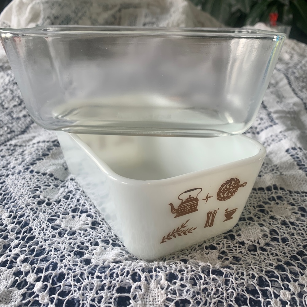 Set of 2 Vintage small Pyrex glass loaf pans